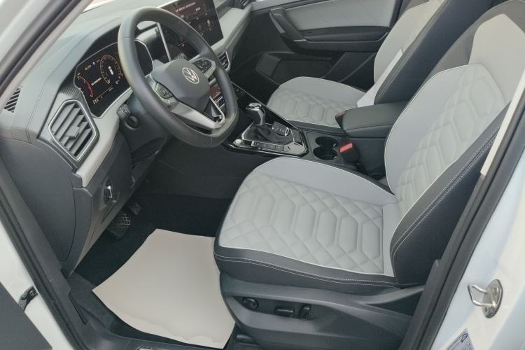 Used Volkswagen Tayron 2023 280TSI Two-Wheel-Drive Luxury Plus Advanced Version
