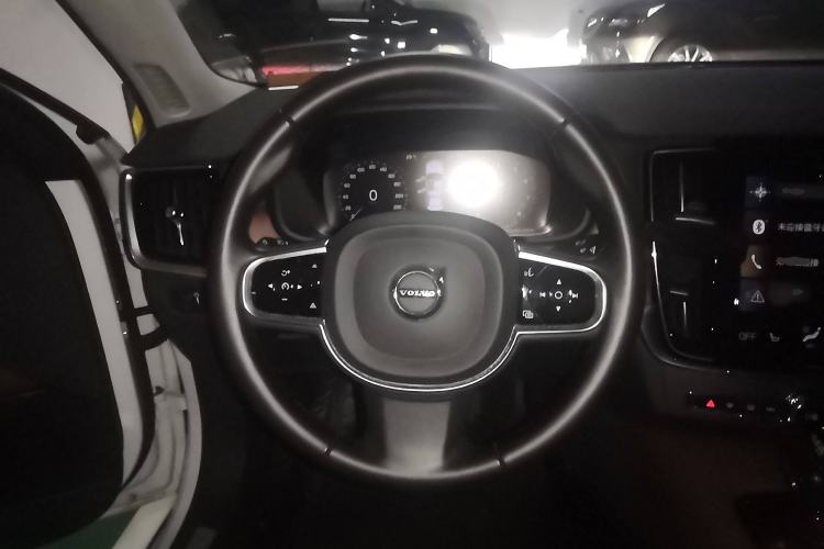 Used Volvo S90 2020 T5 Zhiyi Luxury Edition