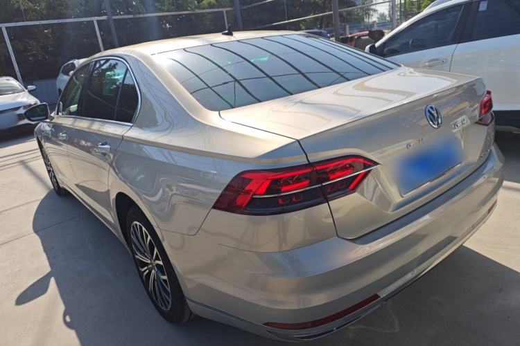 Used Volkswagen Phideon 2018 Revised Version 380TSI Two-Wheel Drive Business Edition
