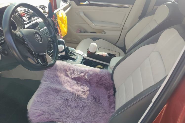 Used Volkswagen Lamando  Left Front Seat