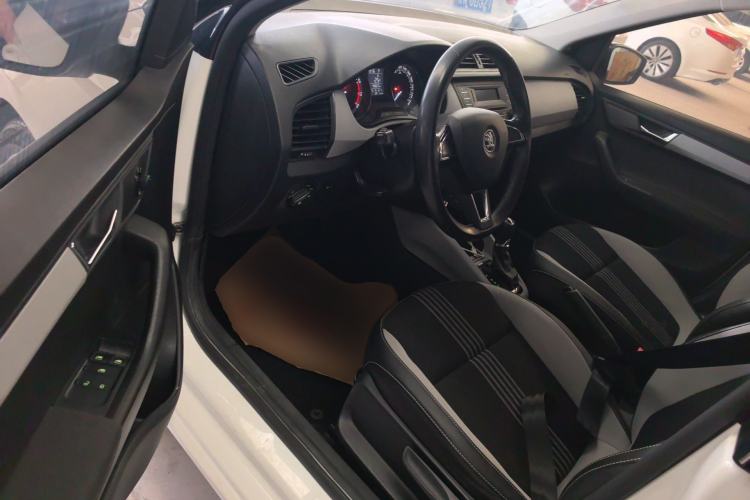 Used Skoda Fabia 2017 1.6L Automatic Chuanxing Edition
