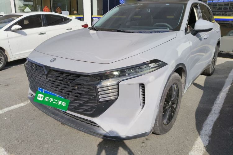 Used Venucia V 2021 260T Idol Edition