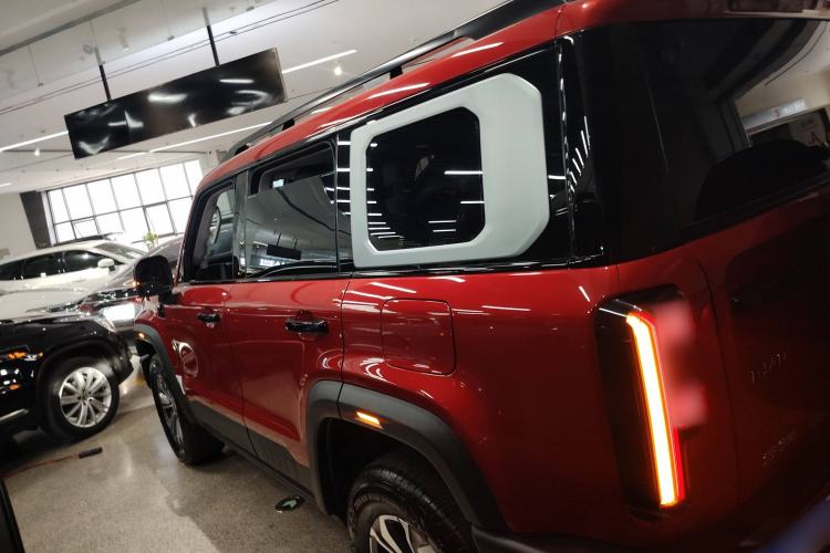 Used BAIC Off-Road BJ40 2024 2.0T All-New Urban Hunter Edition Ultimate Version