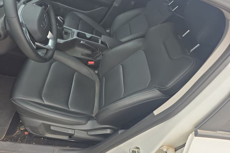 Used Geely Auto Emgrand 2025 4th Generation 1.5L Manual – Dragon Edition