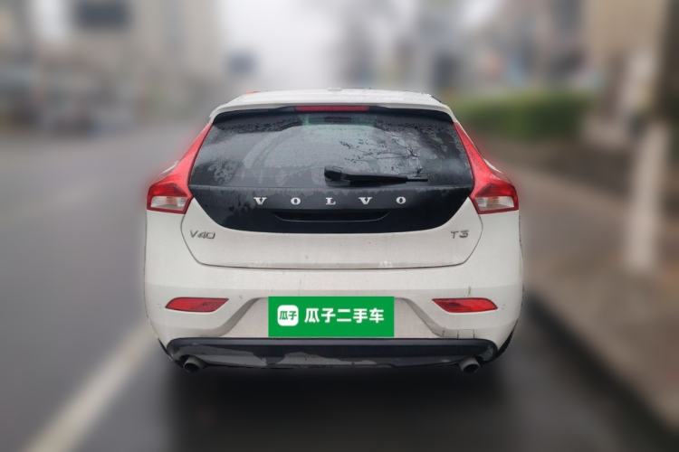 Used Volvo V40 2018 T3 Zhiyi Edition

