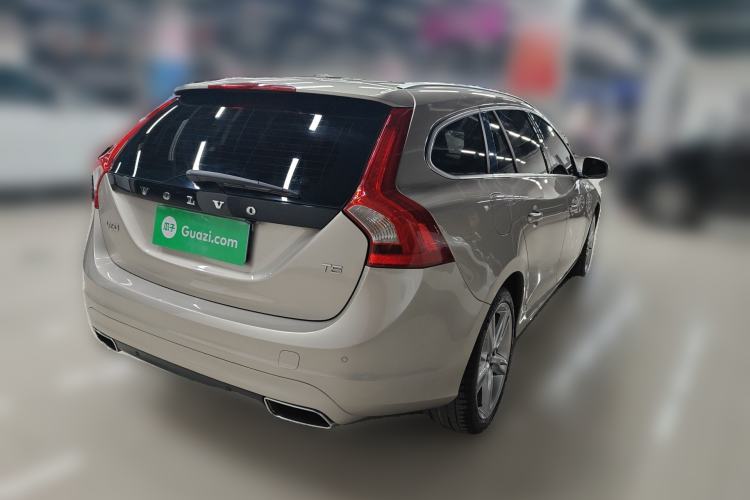 Used Volvo V60 2017 T5 Zhiya Edition China V Standard