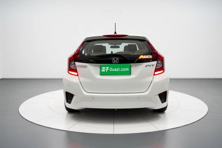 Used Honda Fit 2016 1.5L LXS CVT Comfort Sunroof Version Exterior 4