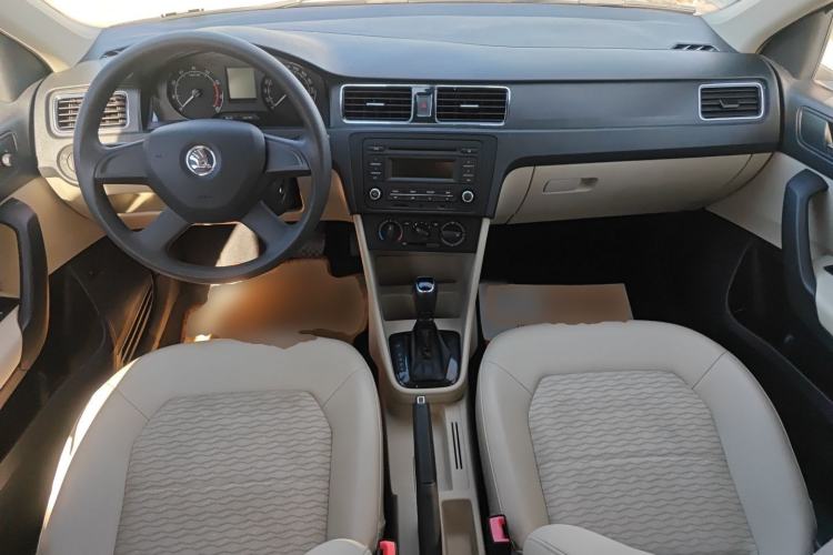 Used Skoda Rapid 2013 1.6L Automatic Smart Selection Model