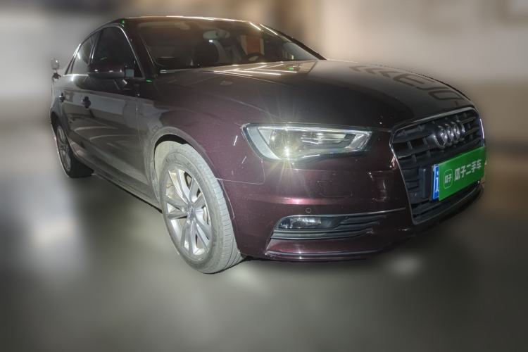 Used Audi A3 2014 Limousine 35 TFSI Automatic Comfort Model
