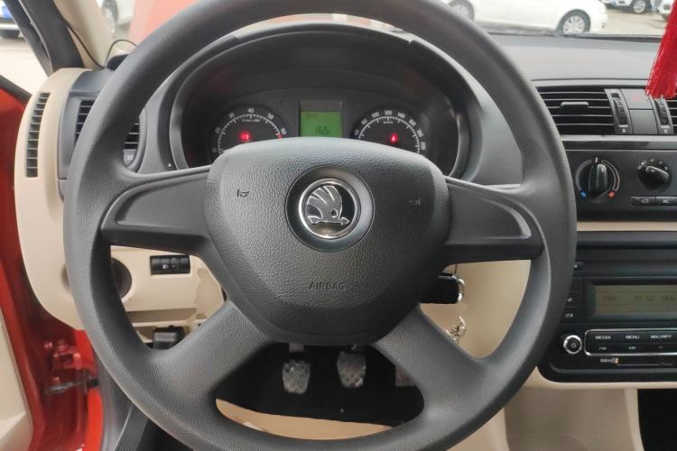 Used Skoda Fabia 2014 1.4L Manual Crystal Edition