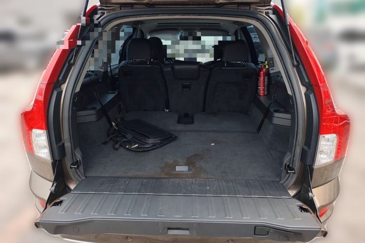 Used Volvo XC90 2013 2.5T T5 Luxury Upgrade Edition Trunk