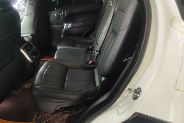 Used Land Rover Range Rover Sport 2020 3.0 L6 SE