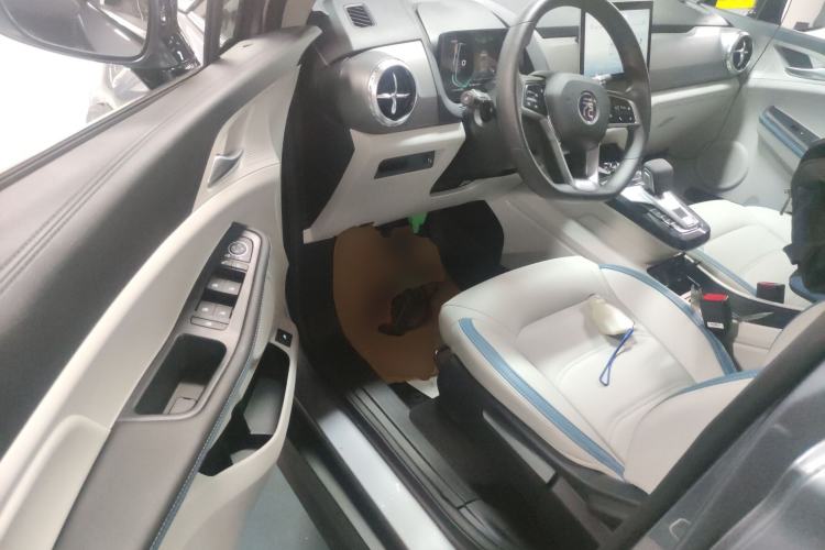 Used BYD Yuan Pro 2023 401KM Luxury Version Driver Seat