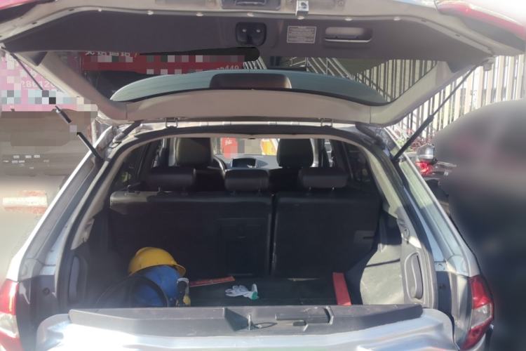 Used Renault Koleos 2013 2.5L Two-Wheel Drive Comfort Edition Trunk