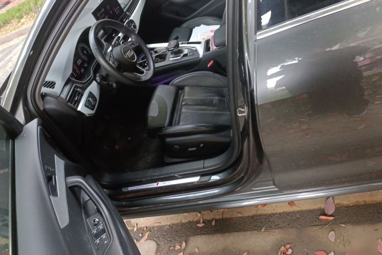 Used Audi A4L 2020 40 TFSI Luxury Dynamic Model