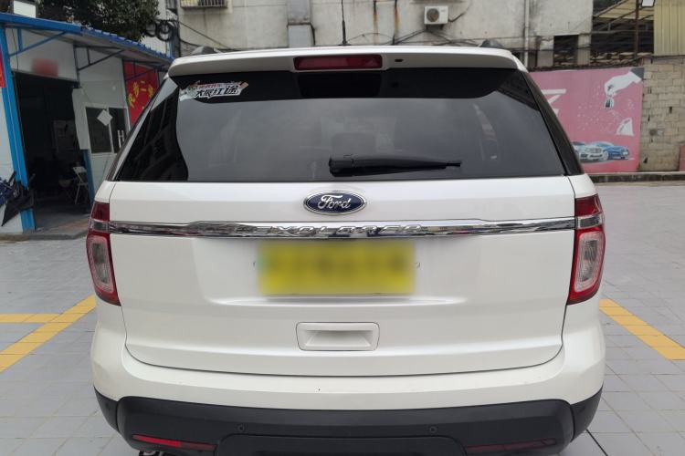 Used Ford Explorer 2013 3.5L Deluxe Model