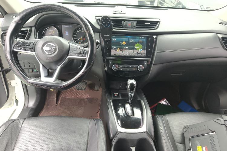 Used Nissan X-Trail 2020 2.0L XL ITS CVT 2WD SmartConnect Comfort Edition Center Console