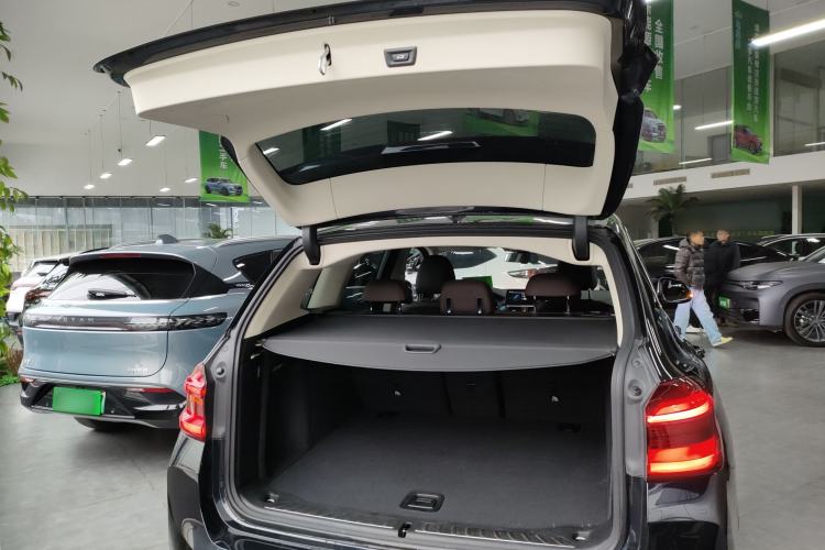 Used BMW iX3 2021 Updated Leading Edition
