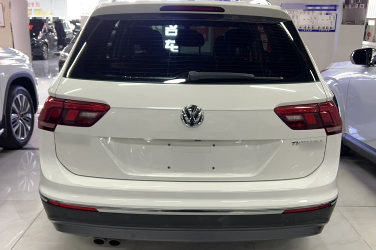 Used Volkswagen Tiguan L 2018 330TSI Automatic Two-Wheel Drive Comfort Edition Rear