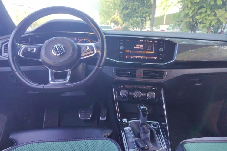 Used Volkswagen Tayron 2019 380TSI Four-Wheel Drive R-Line China VI-standard Center Console