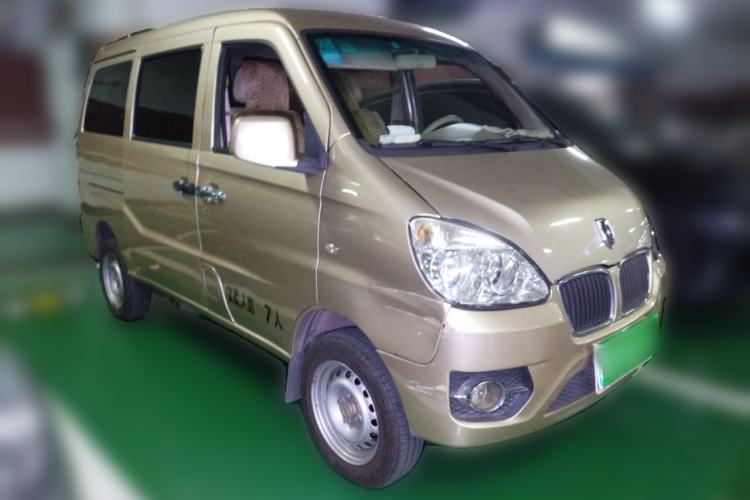 Used Jinbei Starfish A9 2011 1.0L Luxury Edition Front Right 45 Deg