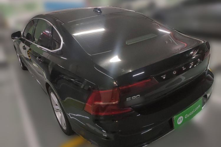 Used Volvo S90 2018 T4 Zhiyuan Edition Rear Left 45 Deg