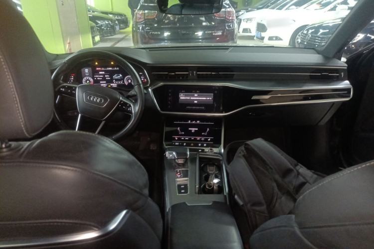 Used Audi A6L 2019 45 TFSI Prestige Dynamic Edition Center Console