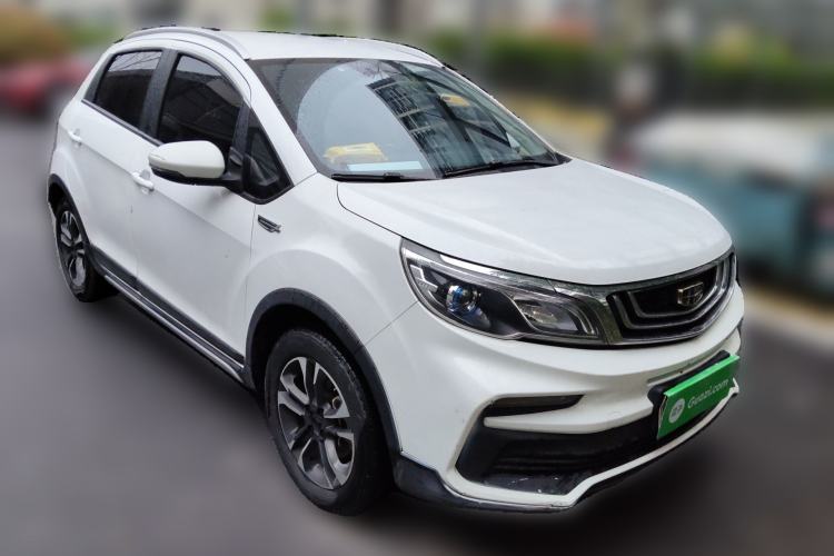 Used Geely Auto Vision X3 2019 Upgraded Model 1.5L Manual Elite Version Front Right 45 Deg