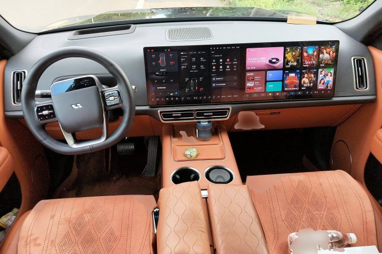 Used Li Auto L8 2023 Pro Model
