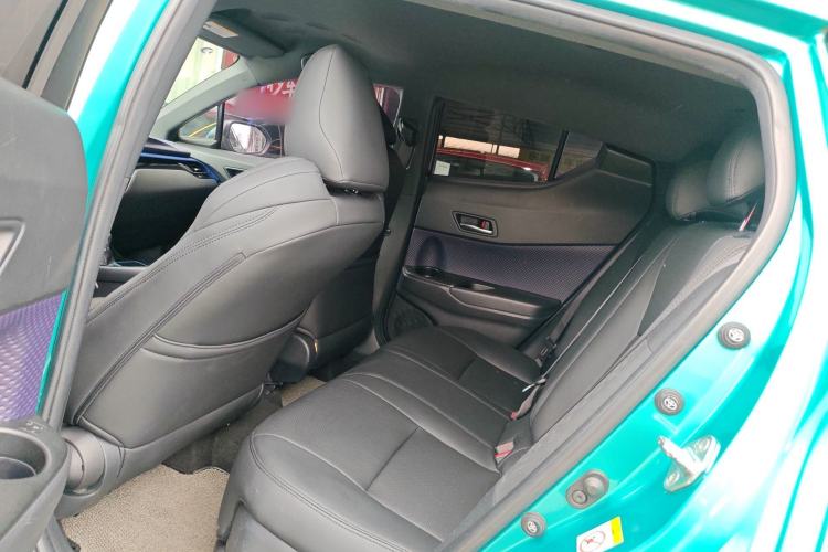 Used Toyota C-HR 2018 2.0L Leading Edition China VI Left Rear Seat