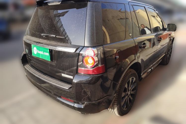 Used Land Rover Freelander 2 2015 2.0T Si4 HSE Luxury Collector's Edition Rear Right 45 Deg
