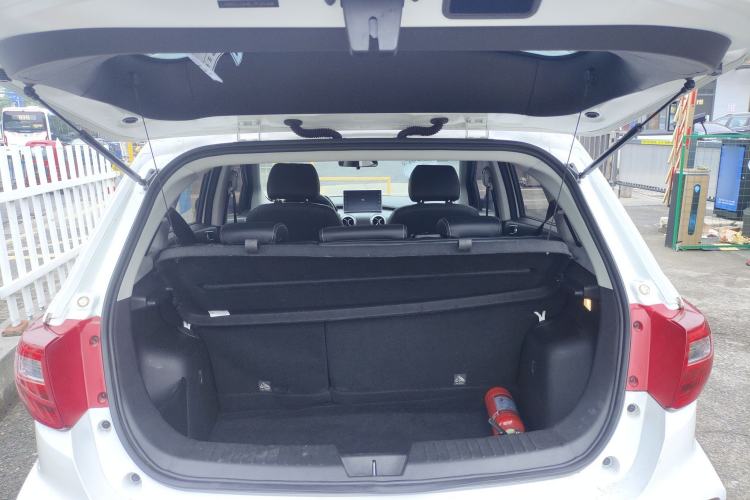 Used BAIC New Energy EC5 2020 New Fashion Edition Trunk