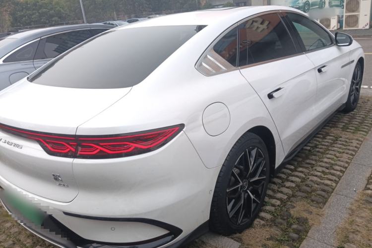 Used BYD Han 2022 EV Genesis Edition 610KM All-Wheel Drive Premium Model
