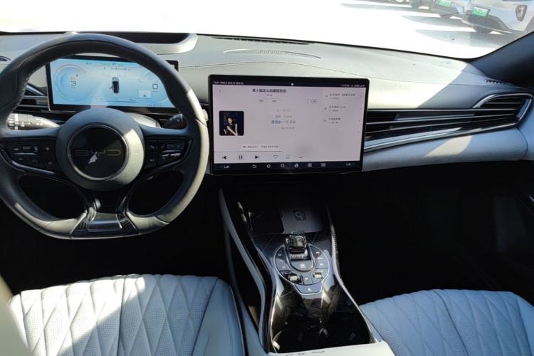 Used BYD Seal 2022 700 km Long-Range Rear-Wheel-Drive Version
