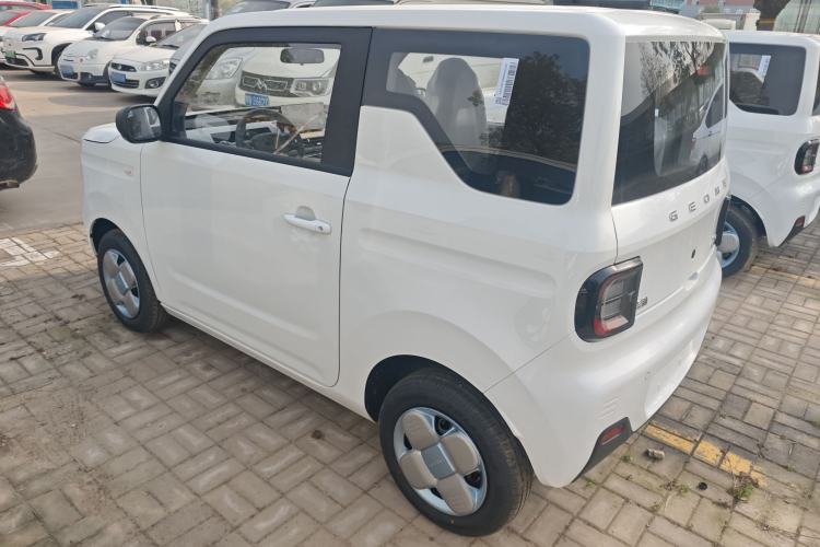 Used Geely Galaxy Panda 2024 Panda Mini 200km Endurance Bear

