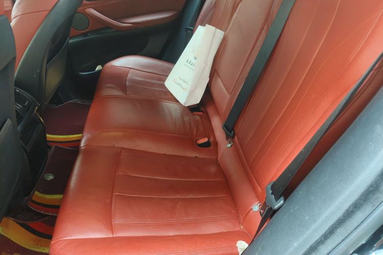 Used BMW X6 2019 xDrive28i M Sport Package Left Rear Seat