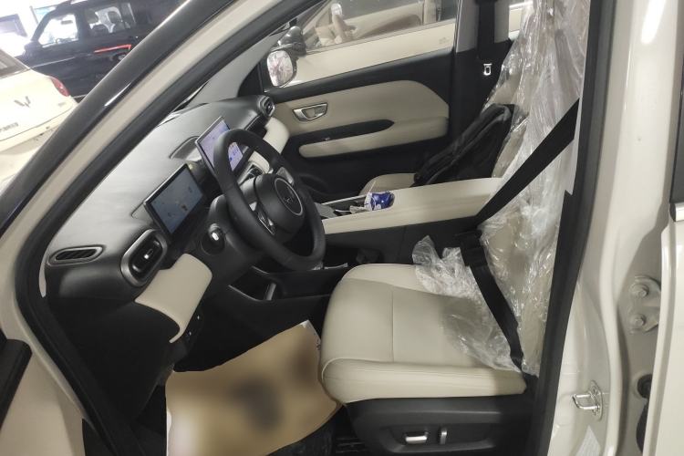 Used Wuling Bingo PLUS 2024 401 km Range 5-Seater Version