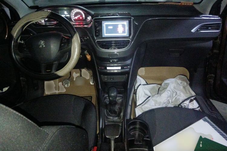 Used Peugeot 2008 2014 1.6L Manual Fashion Edition