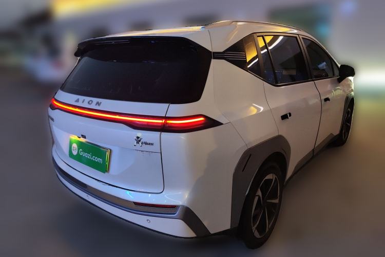 Used AION Y 2023 Younger Star Edition
