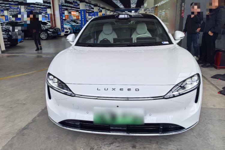 Used Hima Luxeed S7 2025 855 km Max