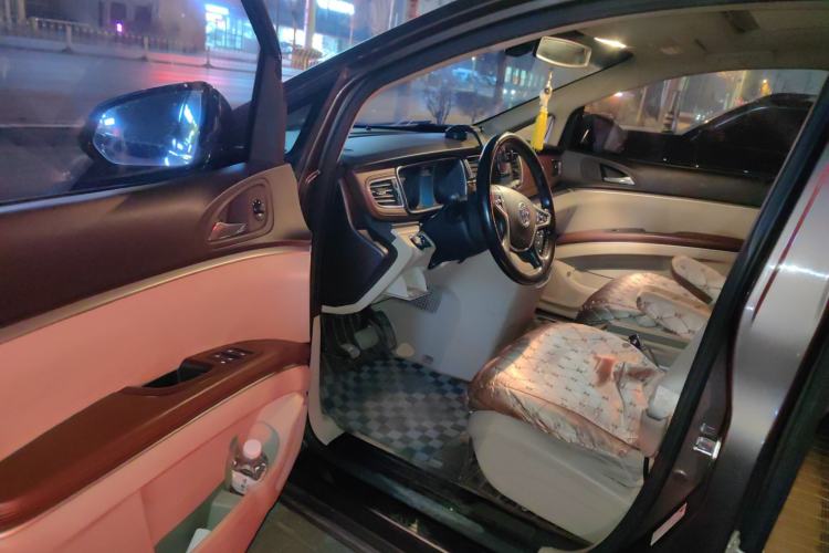 Used Buick GL8 2017 25S Luxury Version China V Standard
