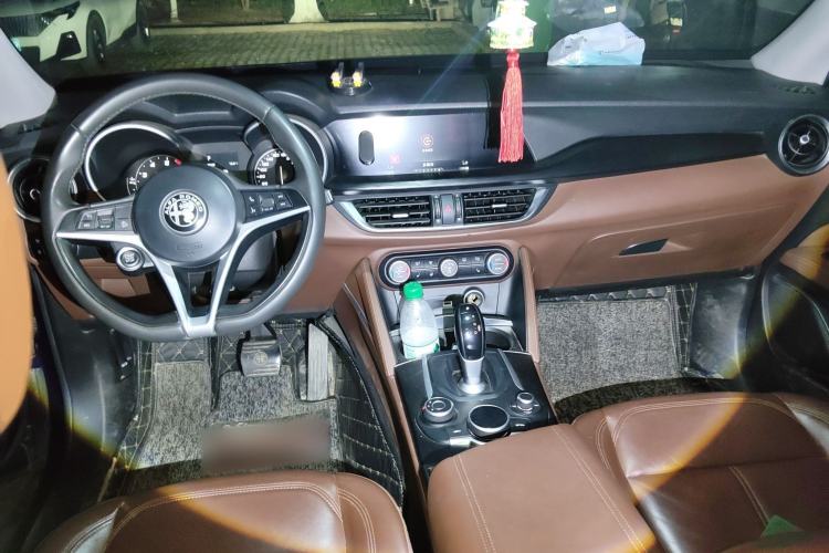 Used Alfa Romeo Stelvio 2017 2.0T 200HP Elite Edition
