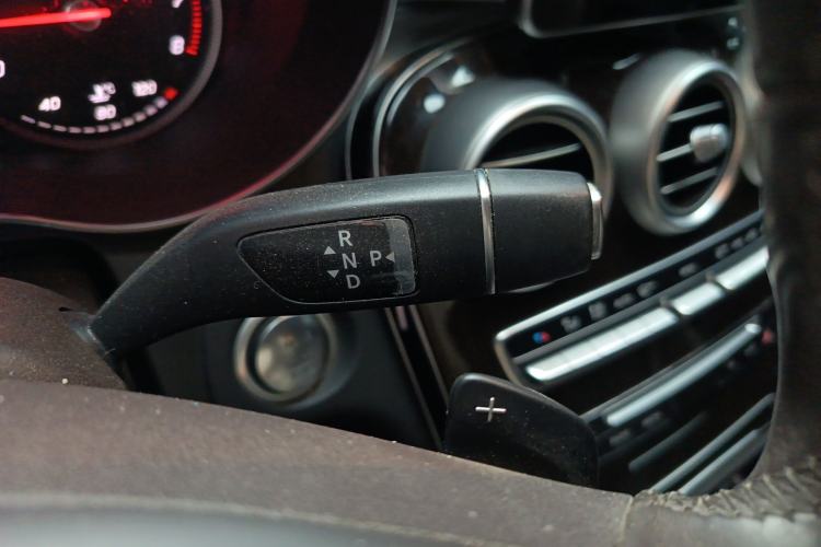 Used Mercedes-Benz GLC 2018 GLC 260 4MATIC Luxury Model