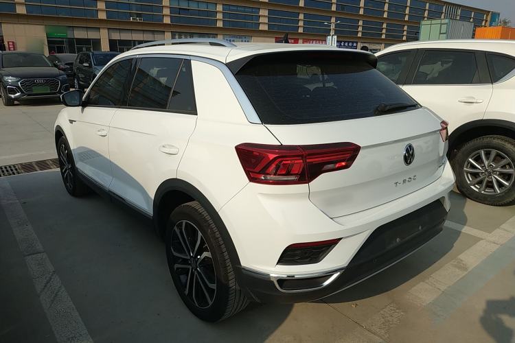 Used Volkswagen T-ROC 2022 280TSI DSG Two-Wheel Drive Comfort PLUS Exterior 2