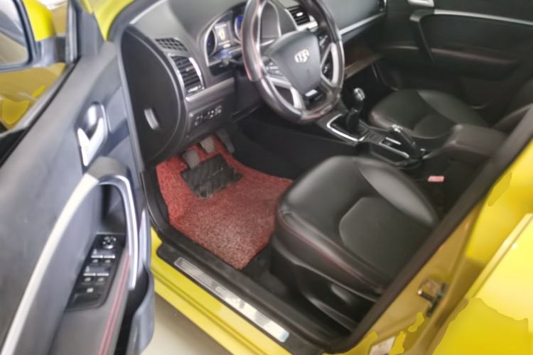 Used Geely Auto Emgrand 2014 Hatchback 1.5L Manual Elite Model Driver Seat