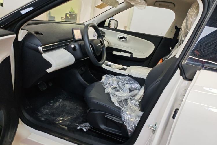 Used Dongfeng NAMMI 01 2024 New Edition 330 Air Driver Seat