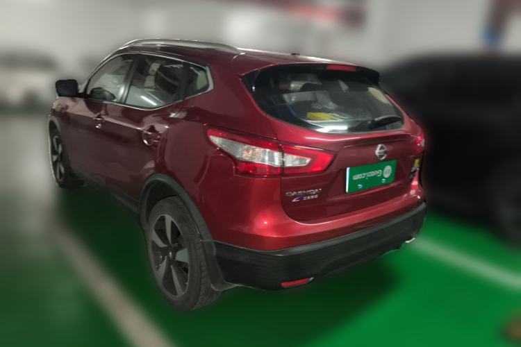 Used Nissan Qashqai 2016 2.0L CVT Luxury Edition Rear Left 45 Deg