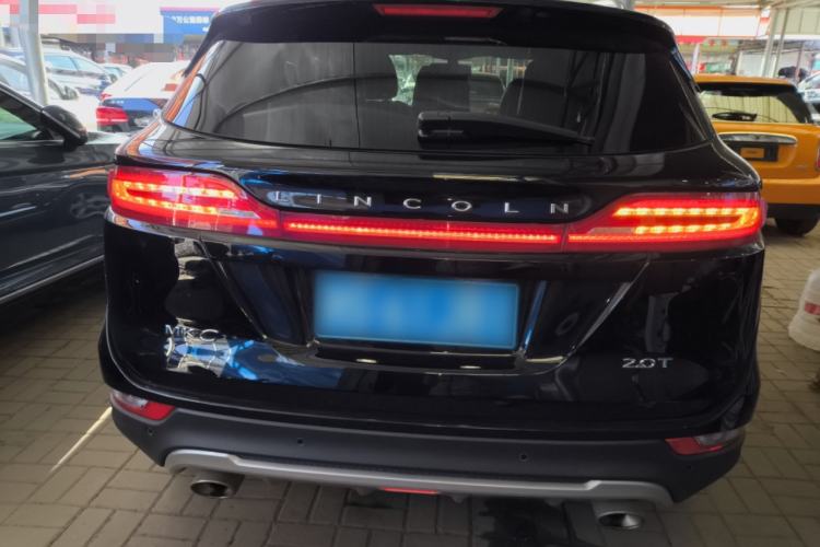 Used Lincoln MKC 2017 2.0T Two-Wheel Drive Deluxe Edition