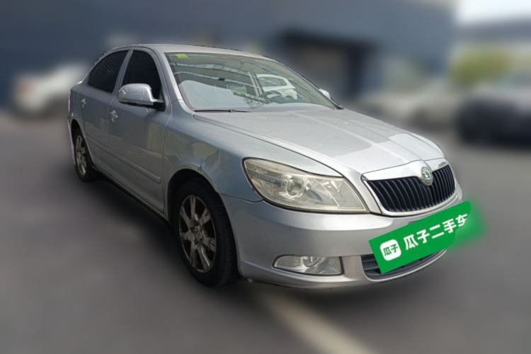 Used Skoda Octavia 2012 2.0L Automatic Yijie Version Front Right 45 Deg