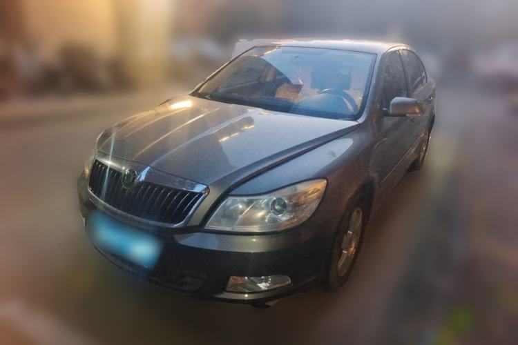 Used Skoda Octavia 2012 1.6L Manual Eado Edition
